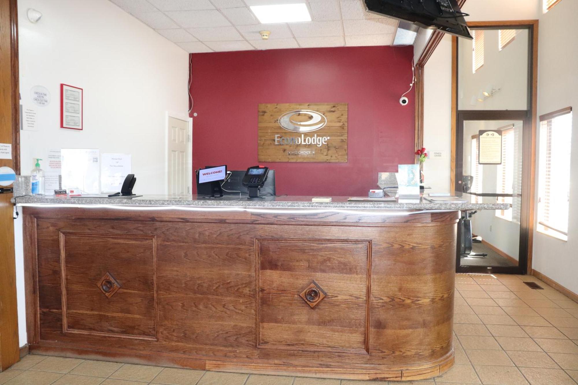 Econo Lodge Inn & Suites Wisconsin Dells Buitenkant foto