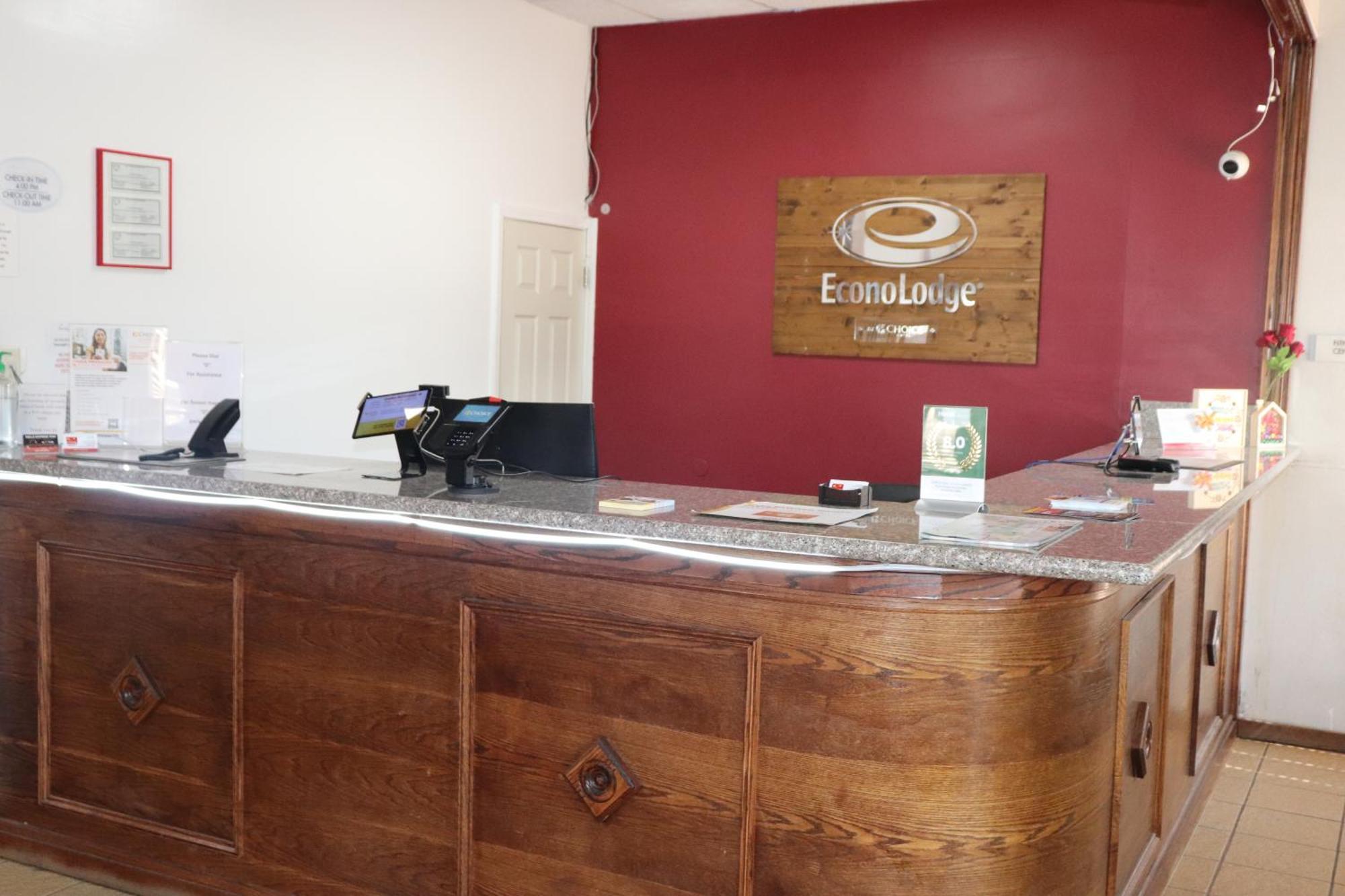 Econo Lodge Inn & Suites Wisconsin Dells Buitenkant foto