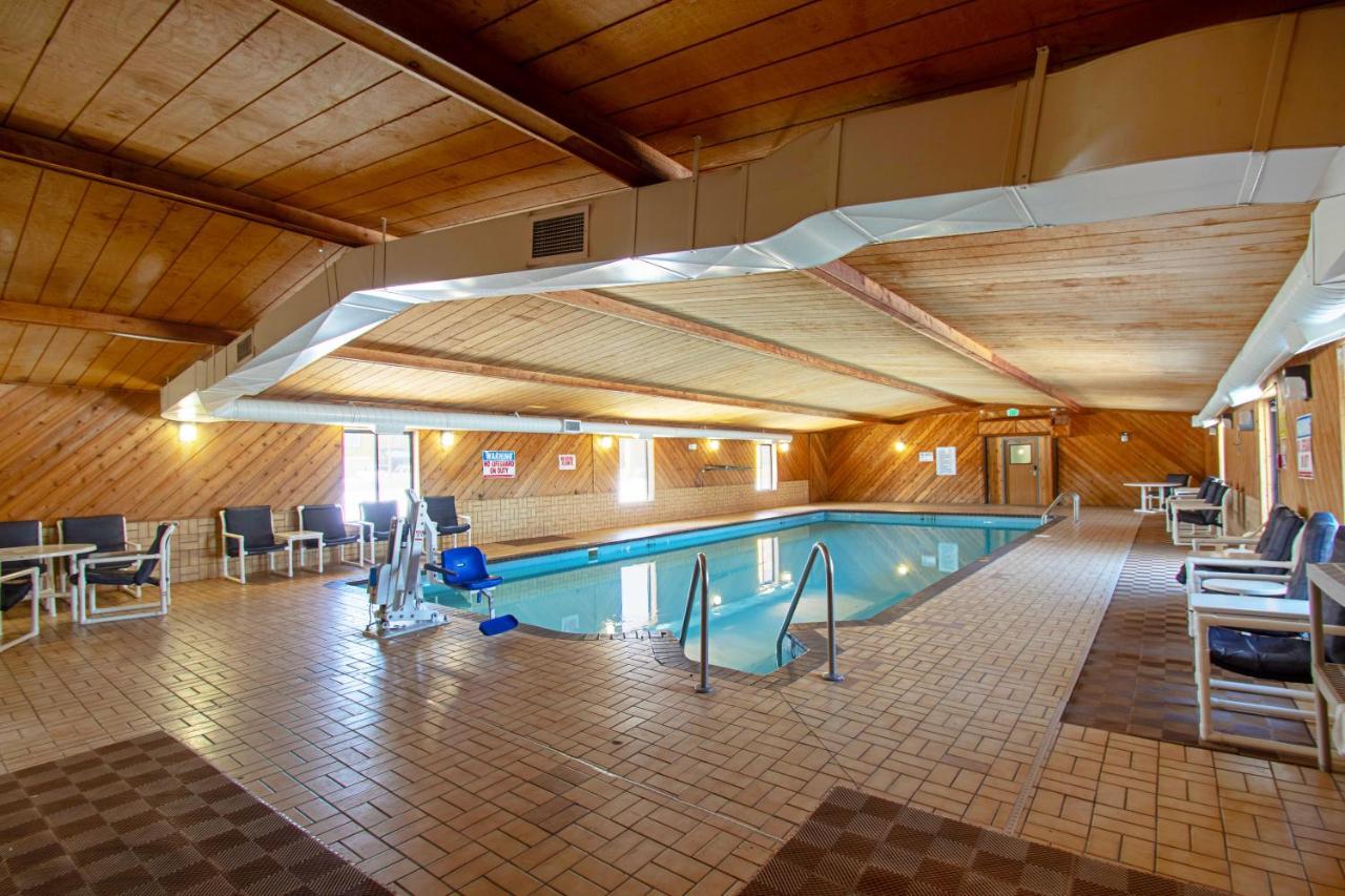 Econo Lodge Inn & Suites Wisconsin Dells Buitenkant foto