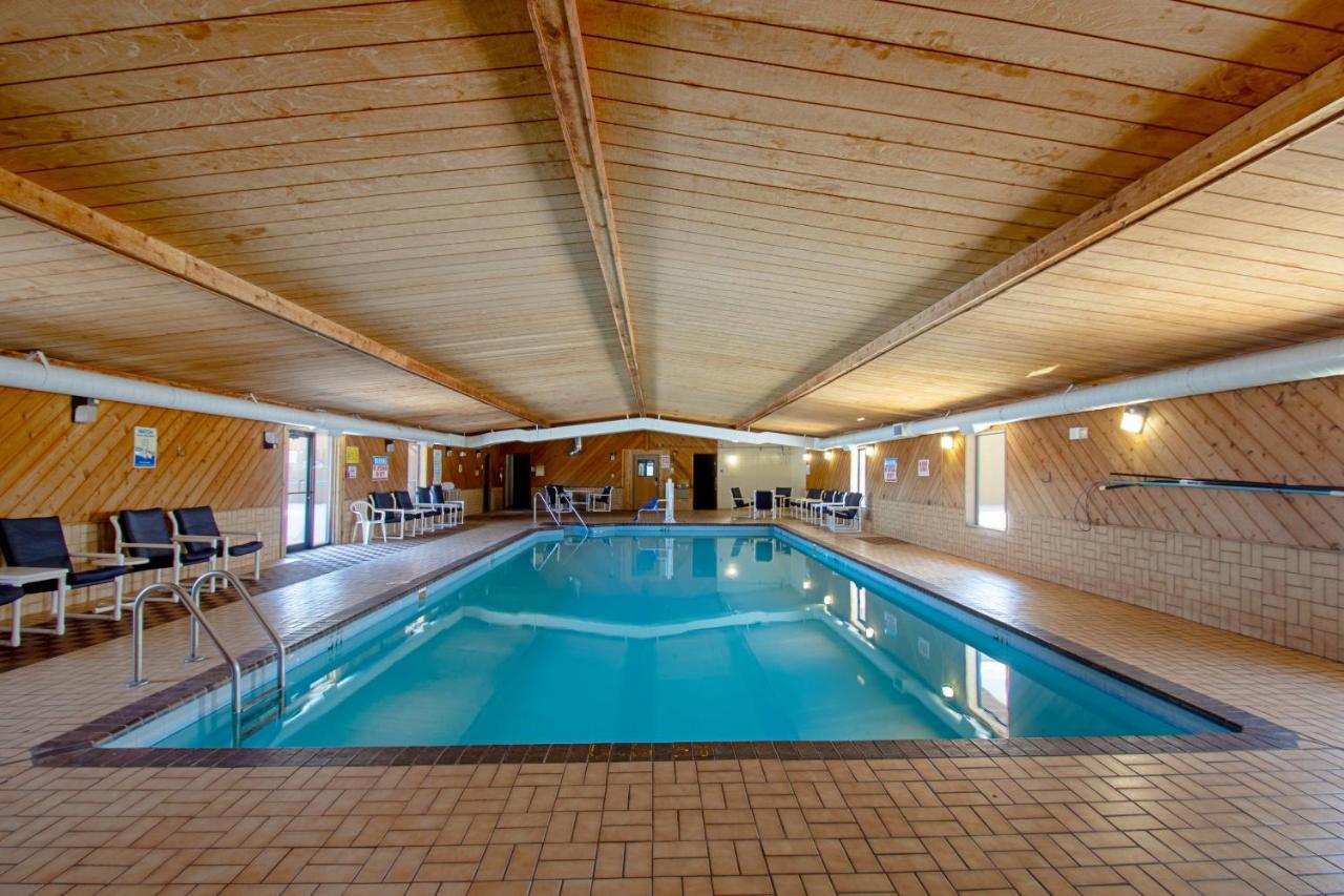 Econo Lodge Inn & Suites Wisconsin Dells Buitenkant foto